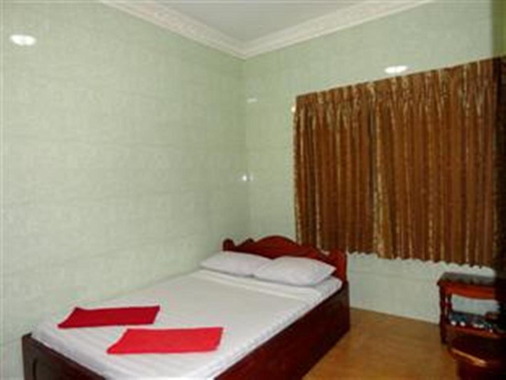 Lucky 1 Guesthouse Пном Пен Екстериор снимка